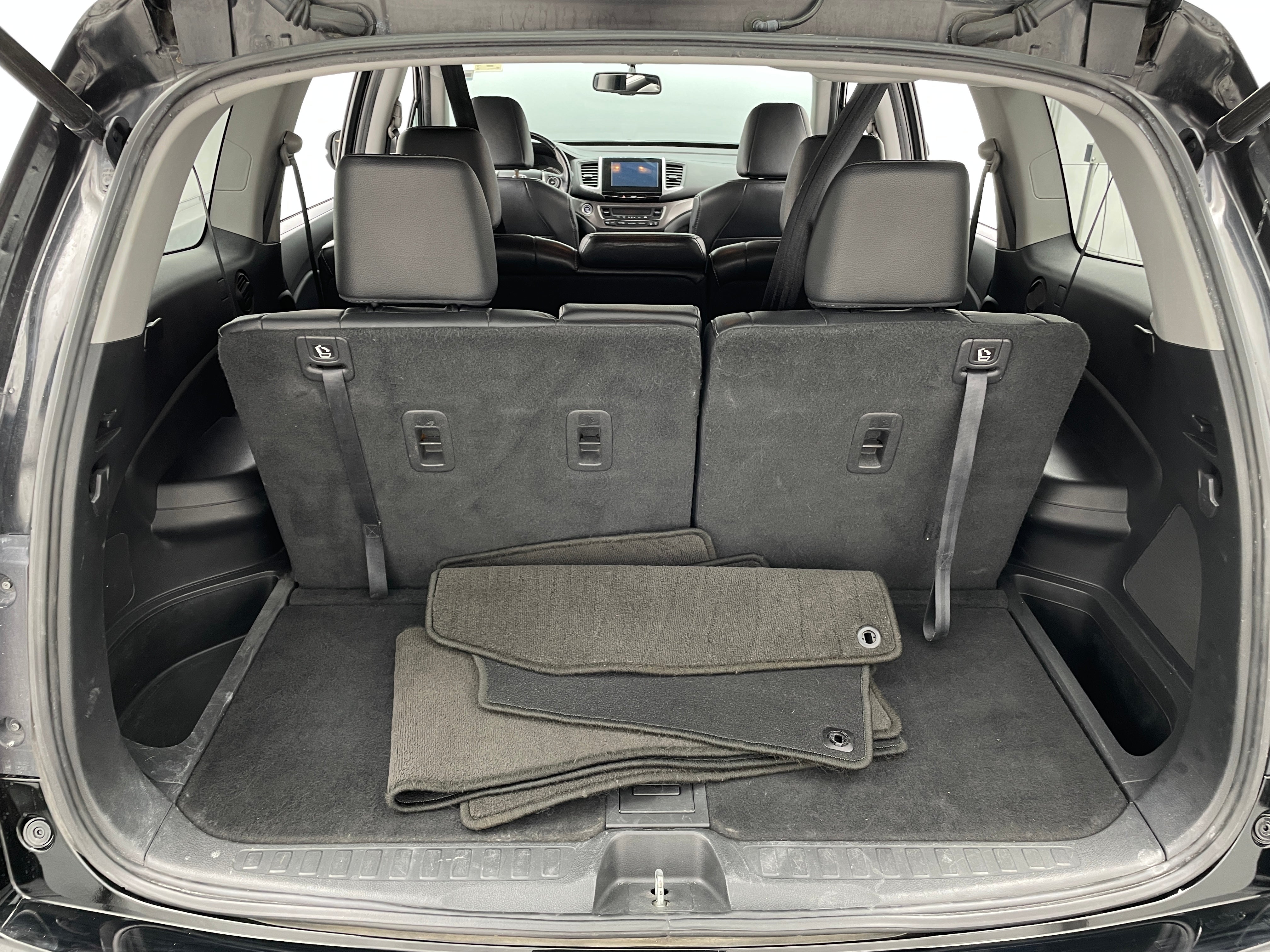 2016 Honda Pilot EX-L - Photo 2