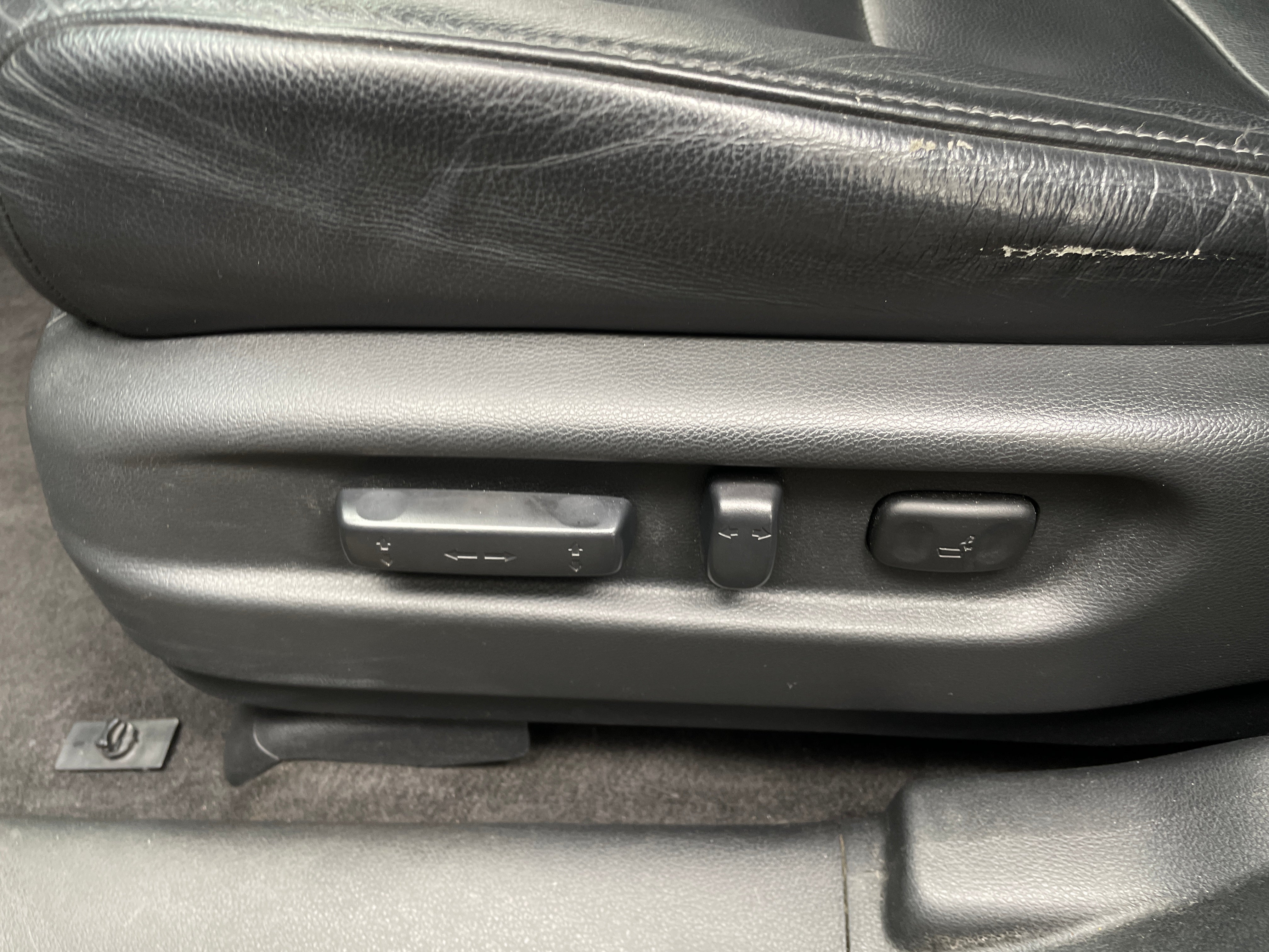 2016 Honda Pilot EX-L - Photo 11