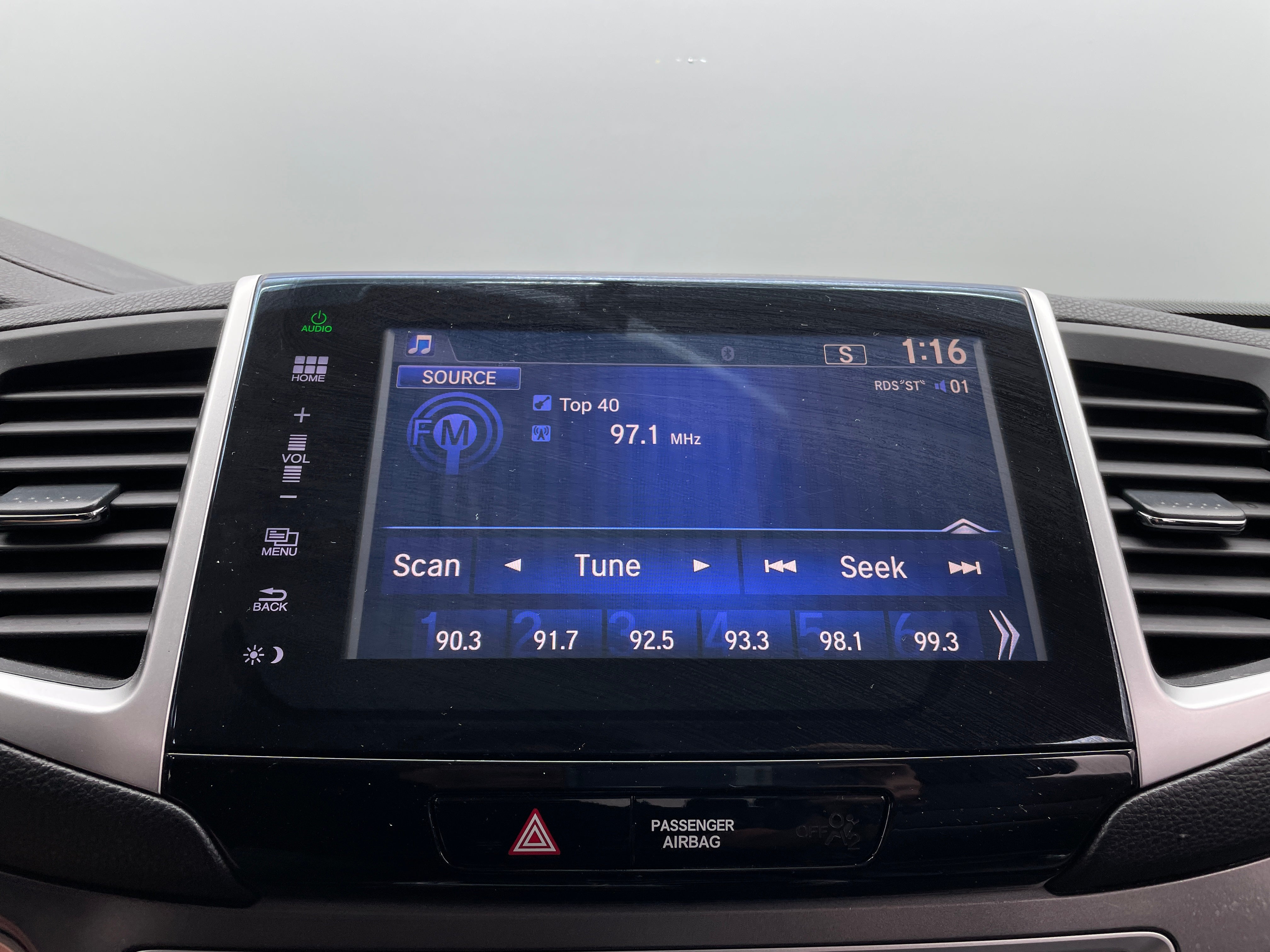 2016 Honda Pilot EX-L - Photo 15