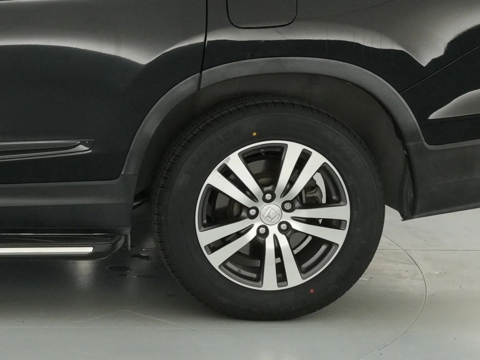 2016 Honda Pilot EX-L - Photo 19