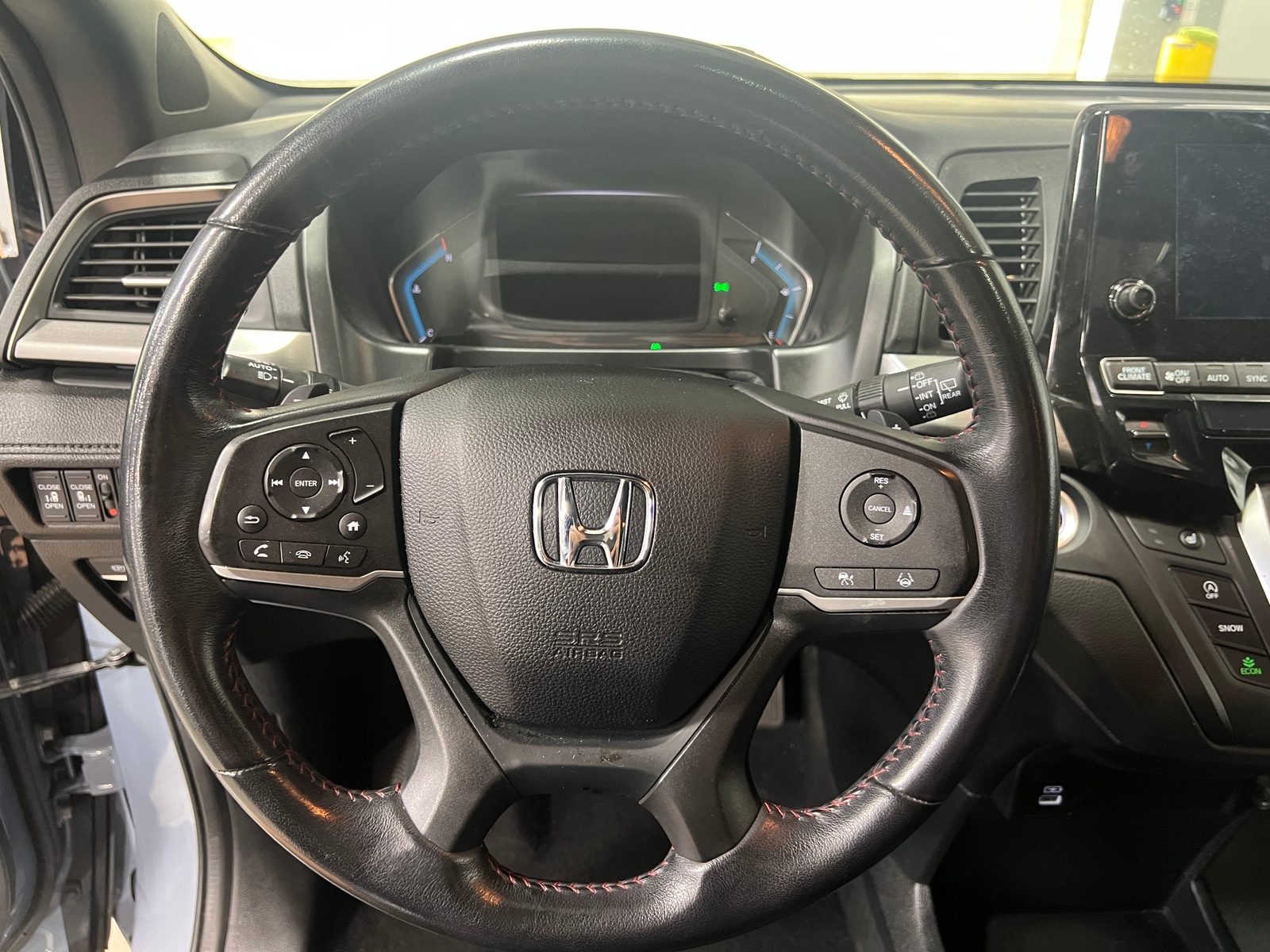Thumbnail: 2023 Honda Odyssey - 4