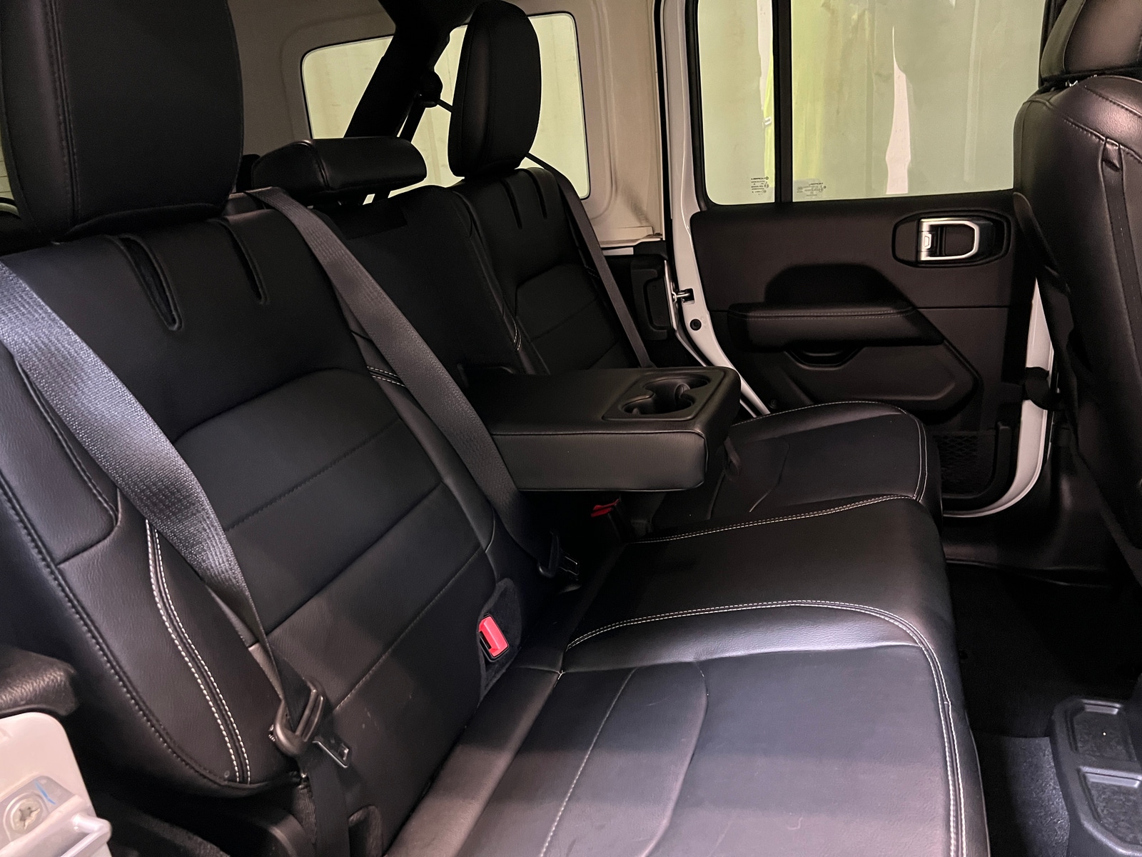 Thumbnail: 2022 Jeep Wrangler - 5
