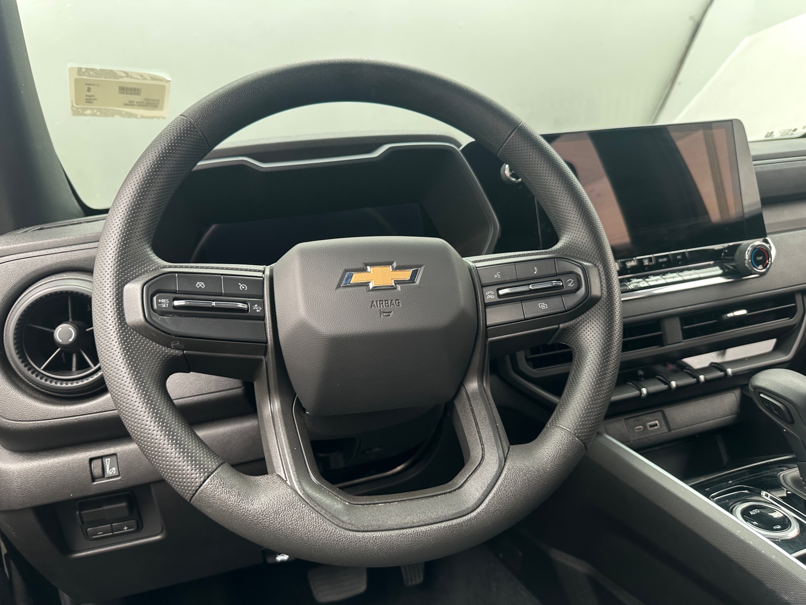 Thumbnail: 2025 Chevrolet Colorado - 5