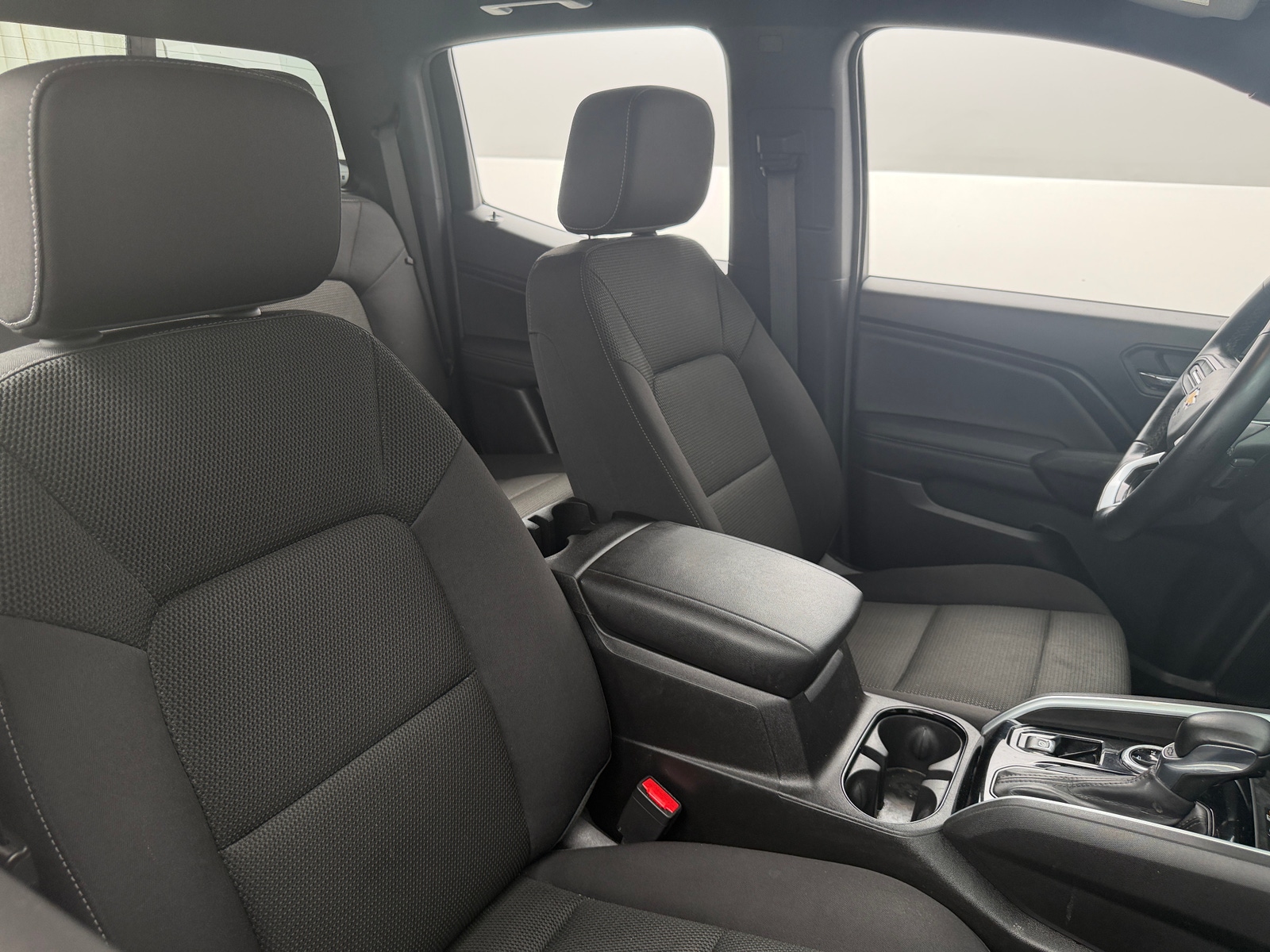 Thumbnail: 2023 Chevrolet Colorado - 2
