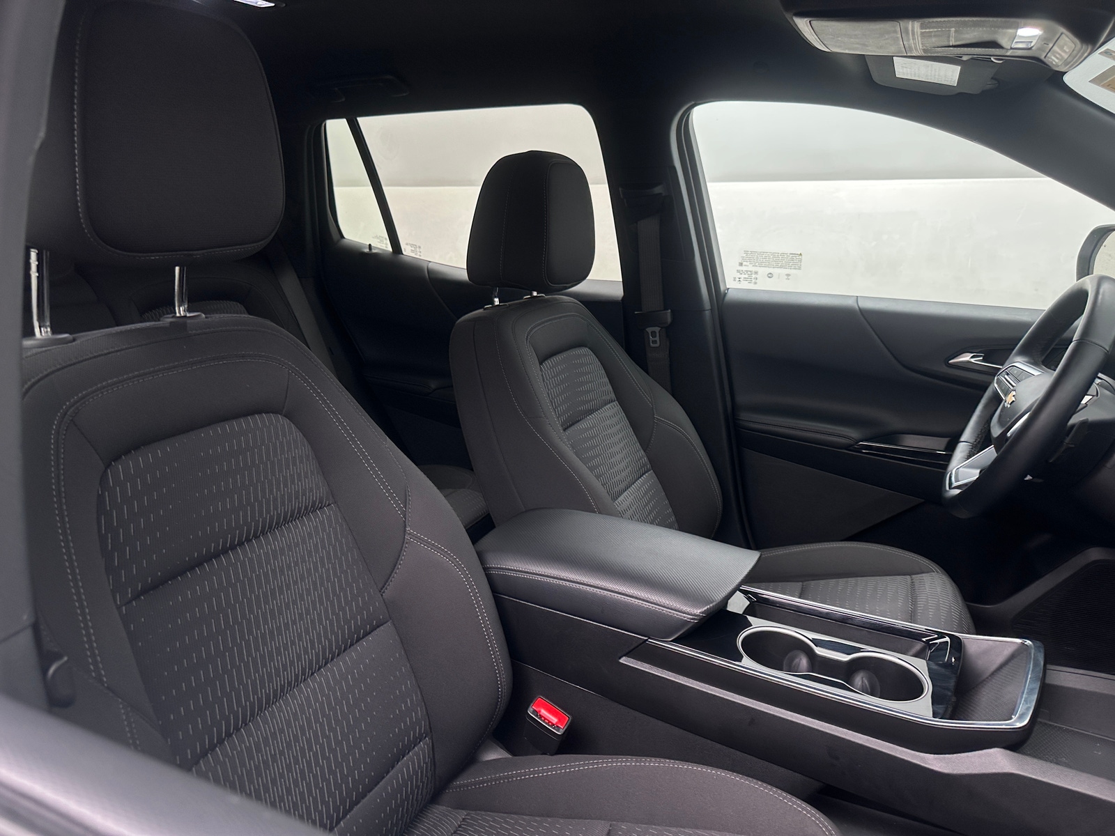 Thumbnail: 2025 Chevrolet Equinox - 2