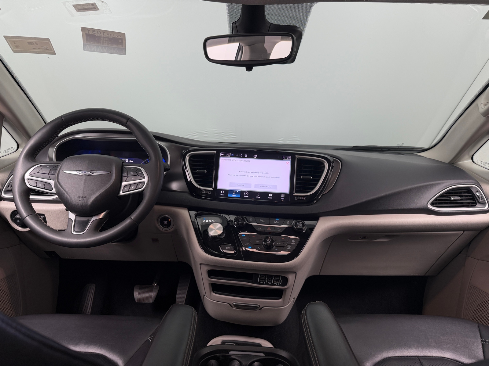Thumbnail: 2024 Chrysler Pacifica - 2