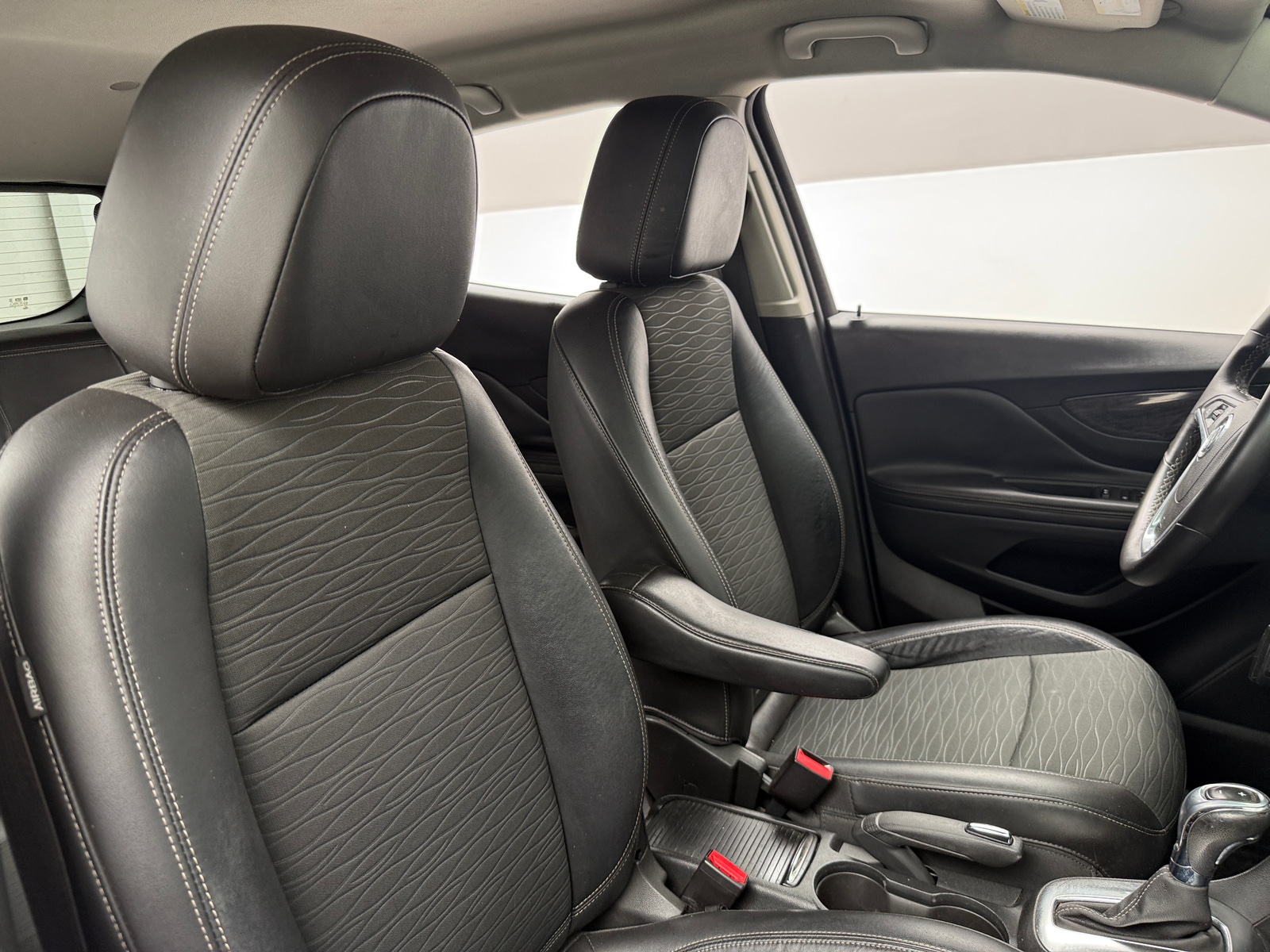 Thumbnail: 2015 Buick Encore - 2