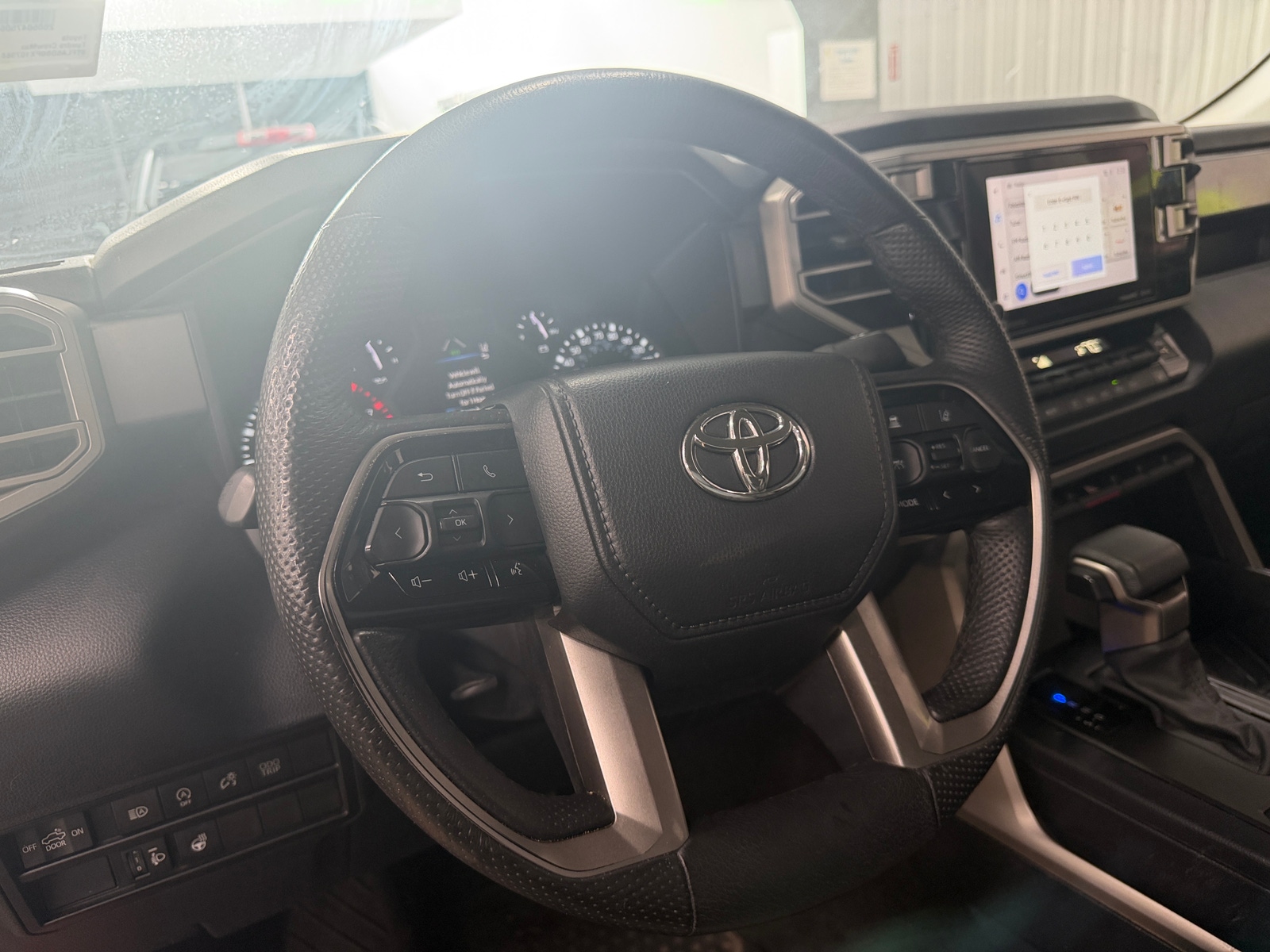 Thumbnail: 2023 Toyota Tundra - 5