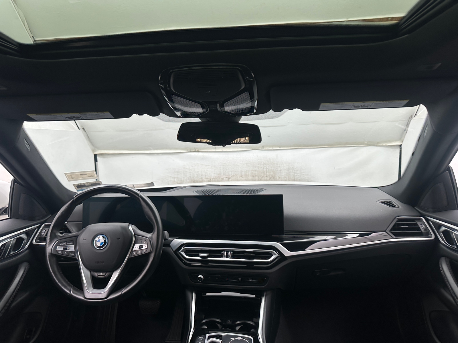 Thumbnail: 2024 BMW i4 - 2
