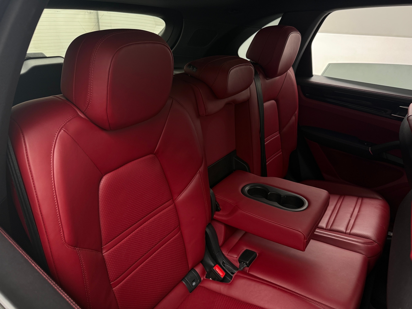 Thumbnail: 2019 Porsche Cayenne - 5