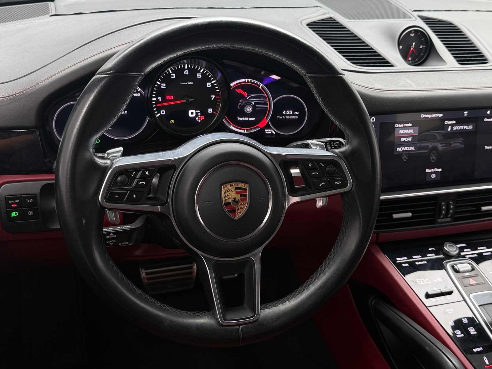 Thumbnail: 2019 Porsche Cayenne - 4