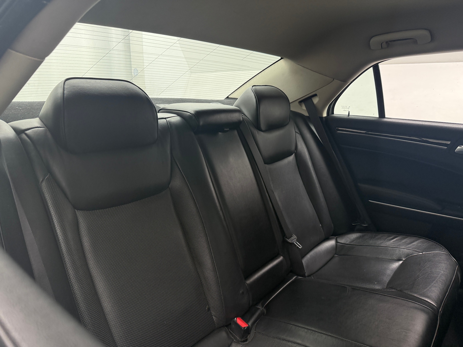 Thumbnail: 2019 Chrysler 300 - 5