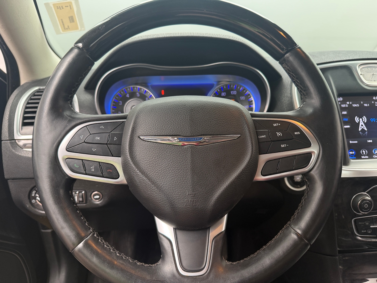 Thumbnail: 2019 Chrysler 300 - 4