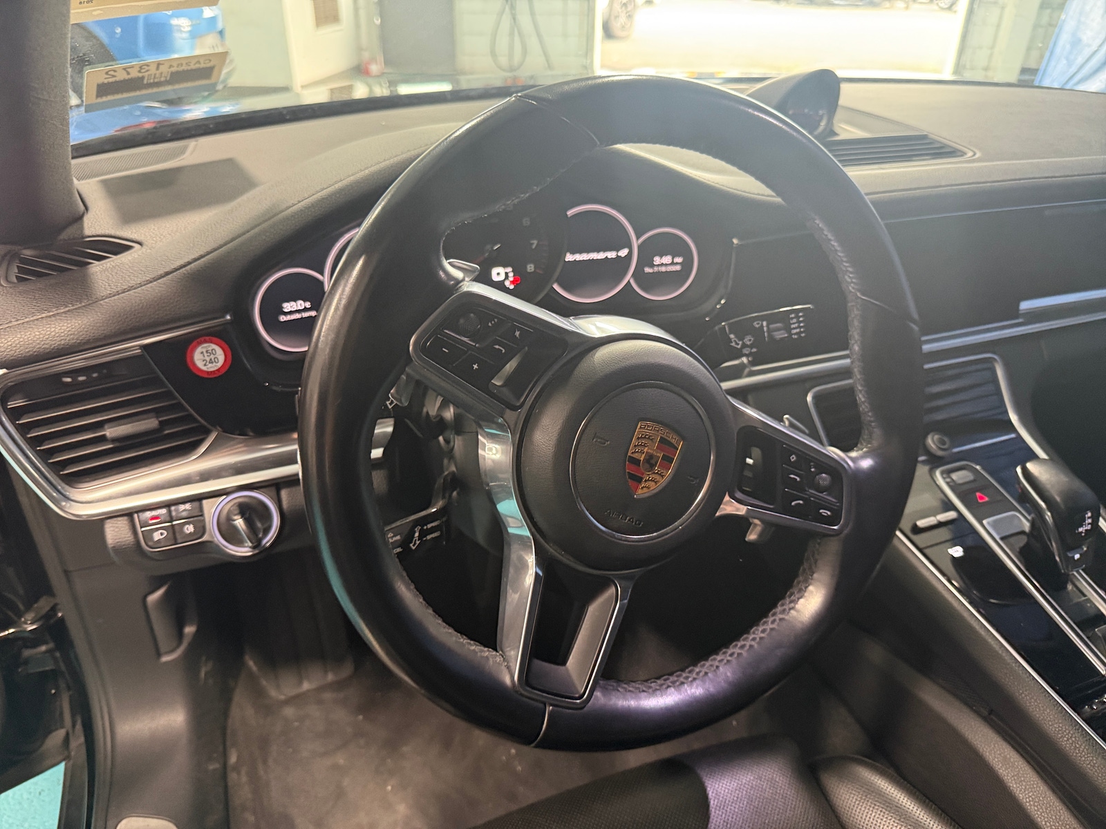 Thumbnail: 2018 Porsche Panamera - 4