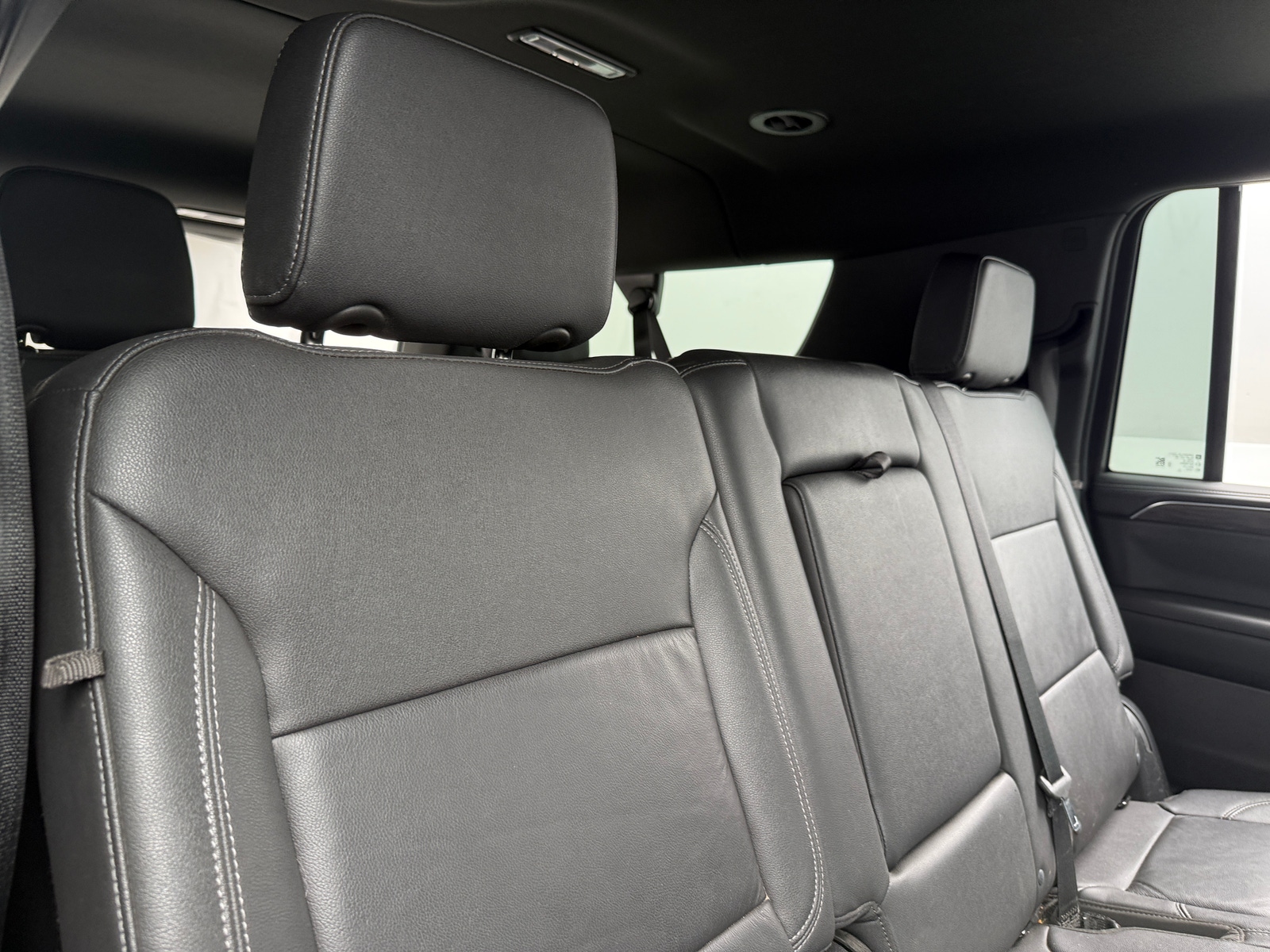 Thumbnail: 2022 Chevrolet Suburban - 5