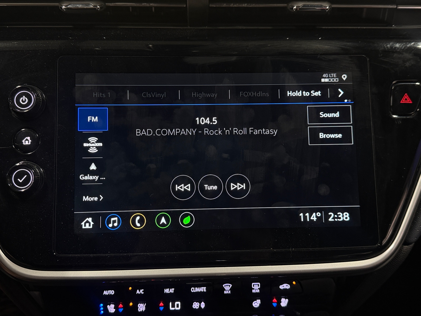 Thumbnail: 2023 Chevrolet Bolt EUV - 3