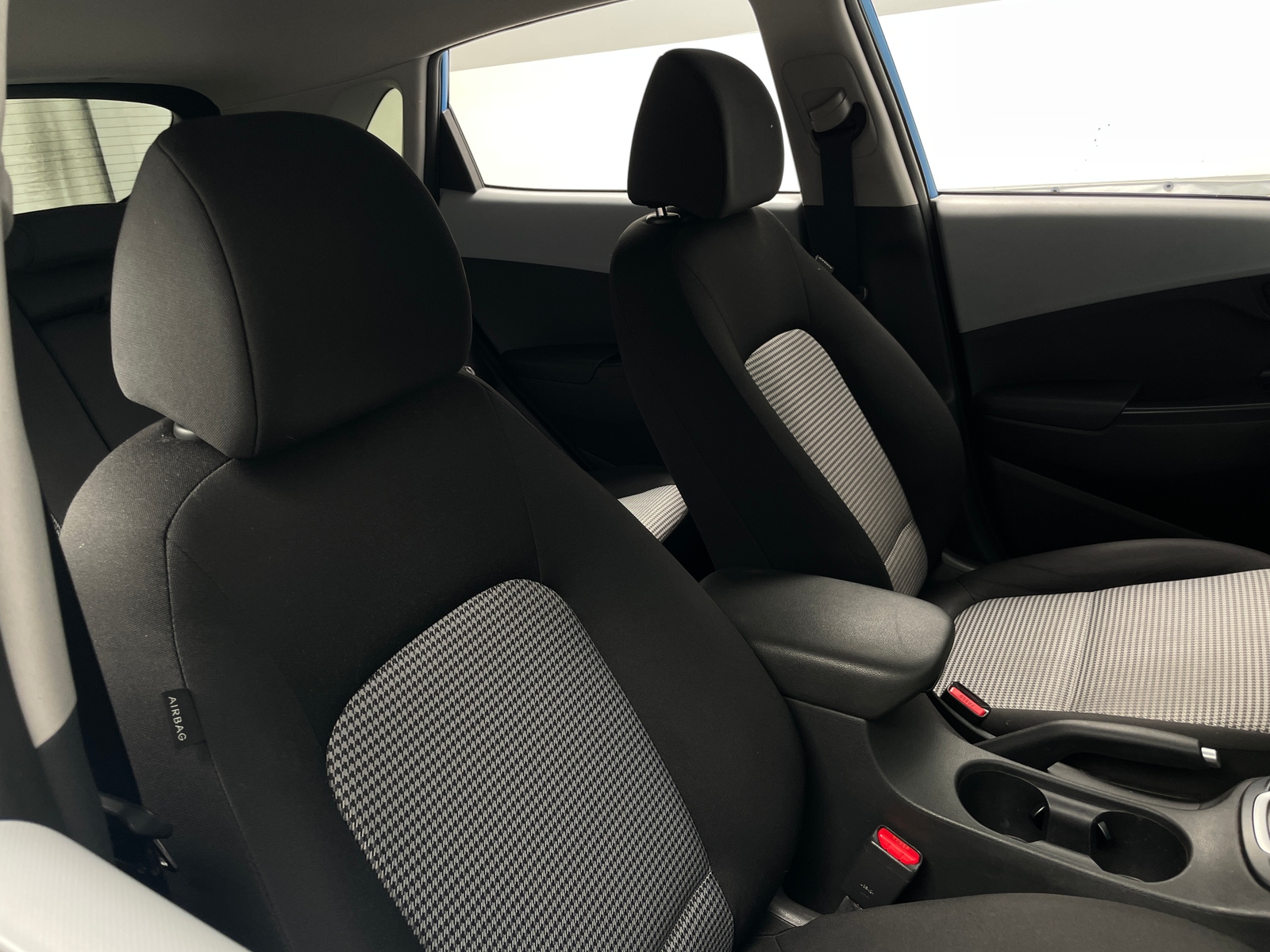 Thumbnail: 2021 Hyundai Kona - 2