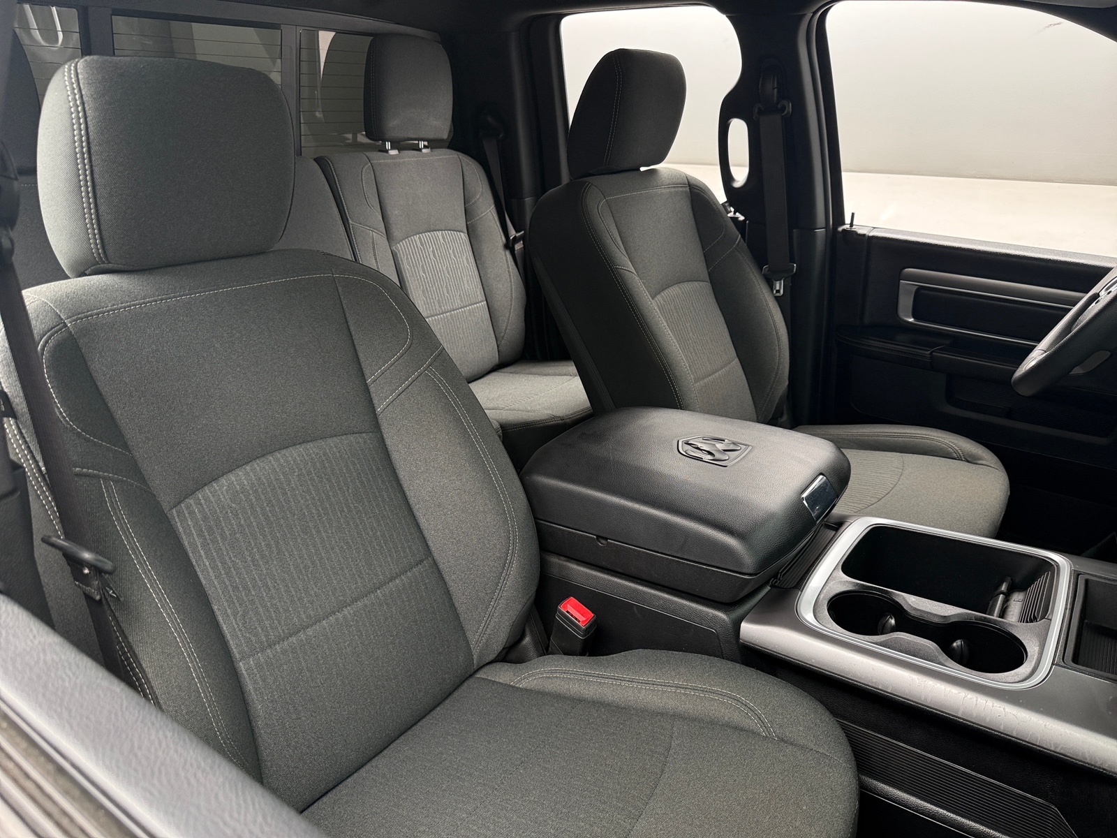 Thumbnail: 2021 RAM 1500 Classic - 2