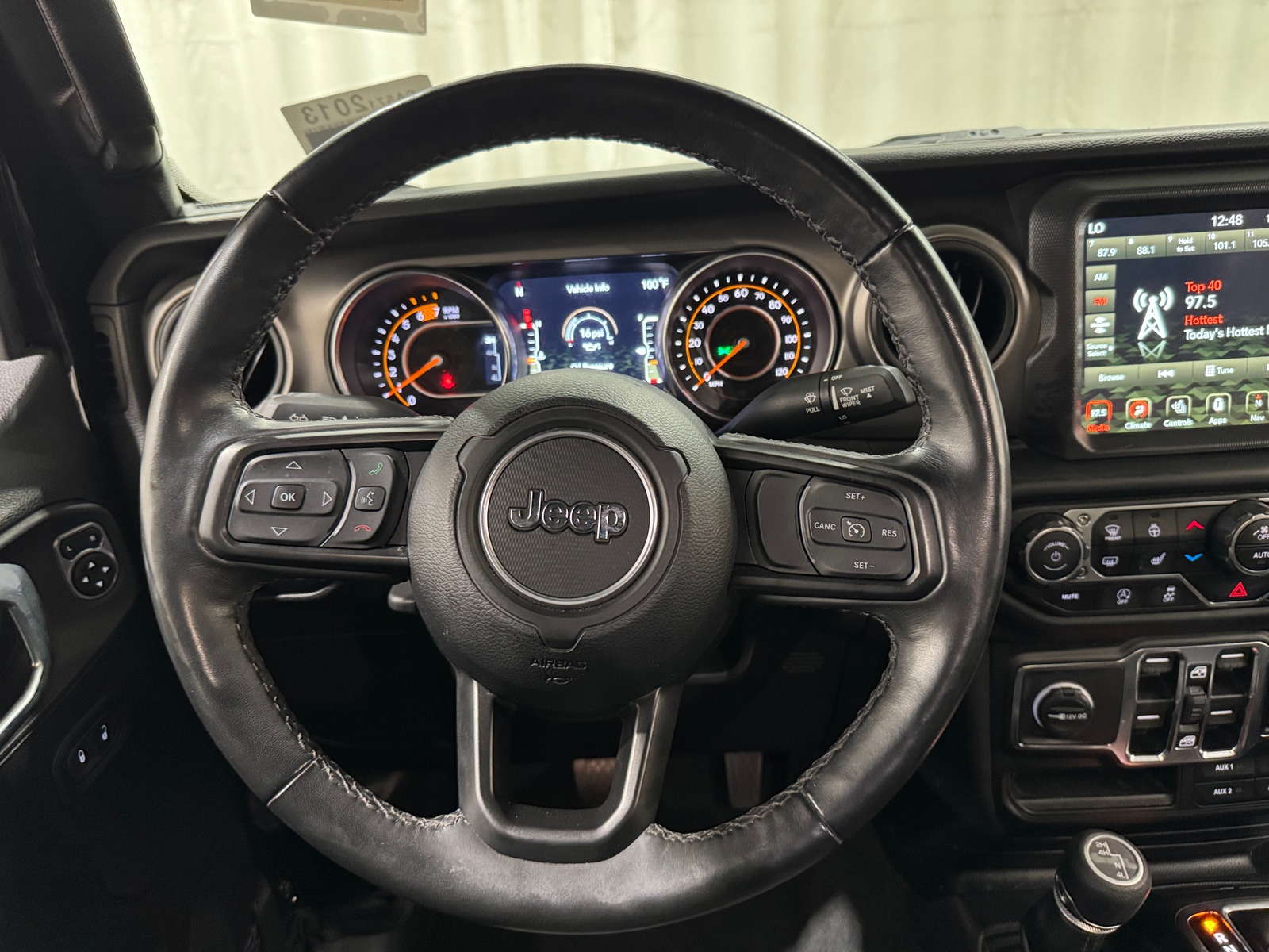 Thumbnail: 2022 Jeep Wrangler - 5