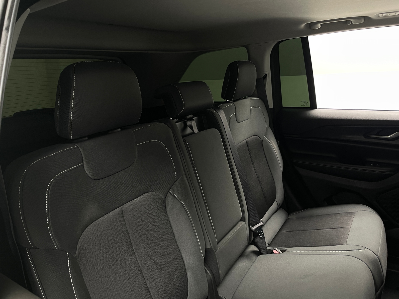 Thumbnail: 2024 Jeep Grand Cherokee - 6