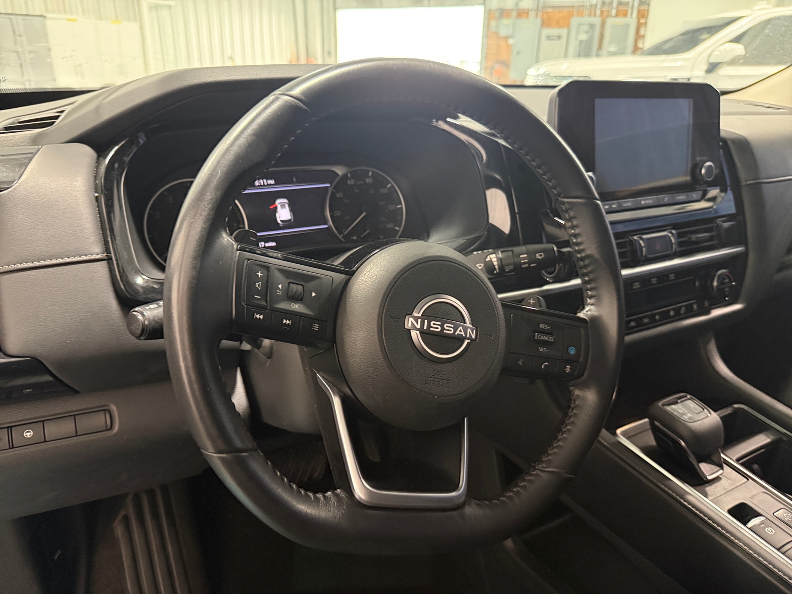Thumbnail: 2022 Nissan Pathfinder - 5
