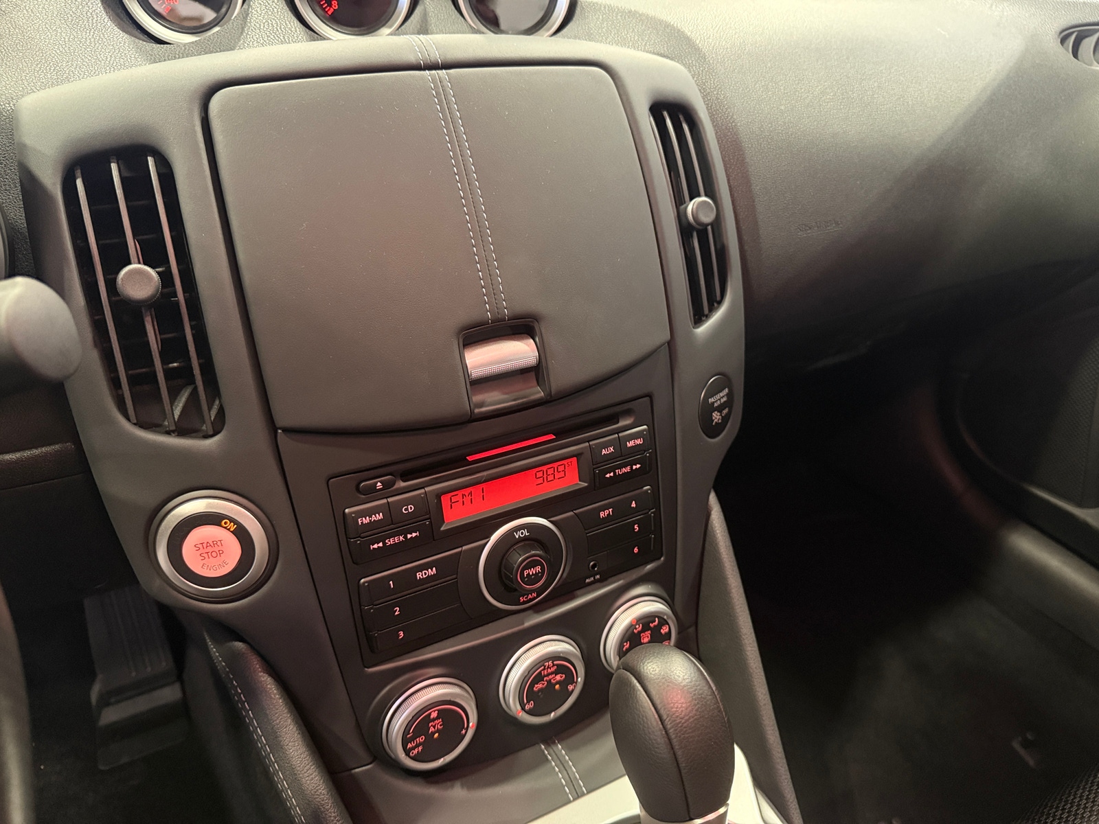 Thumbnail: 2014 Nissan Z - 3