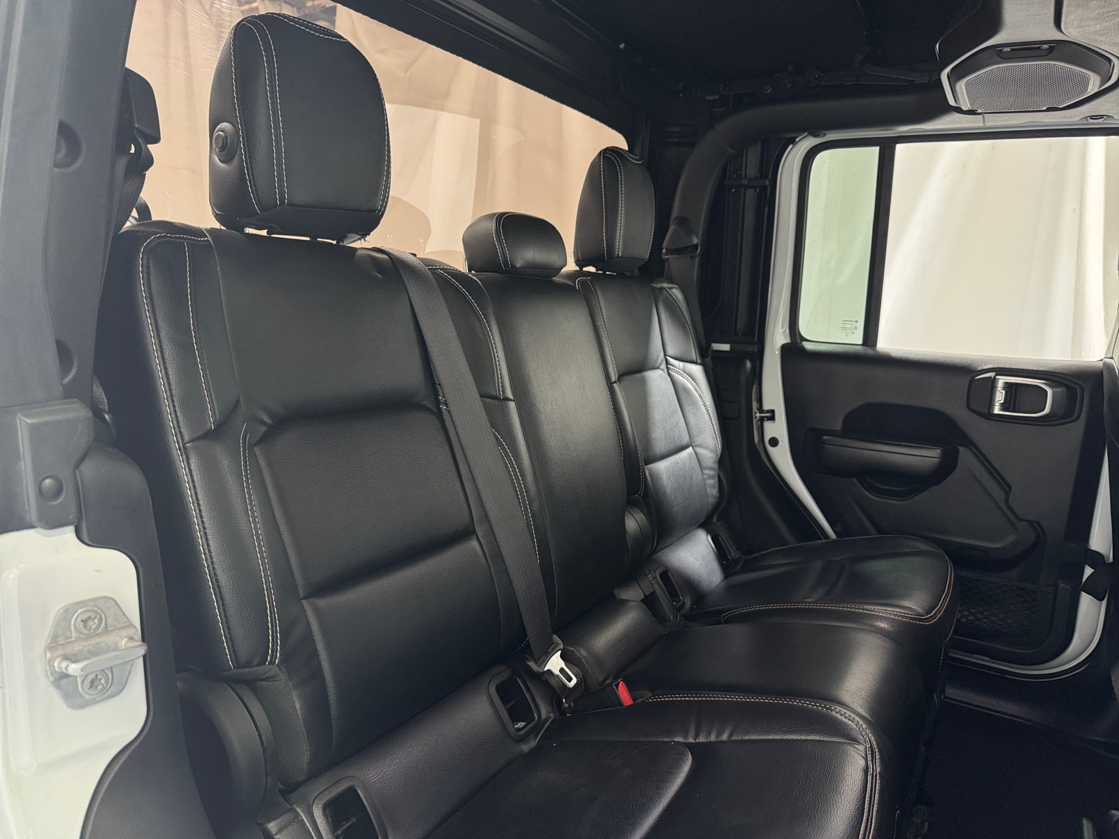 Thumbnail: 2021 Jeep Gladiator - 6