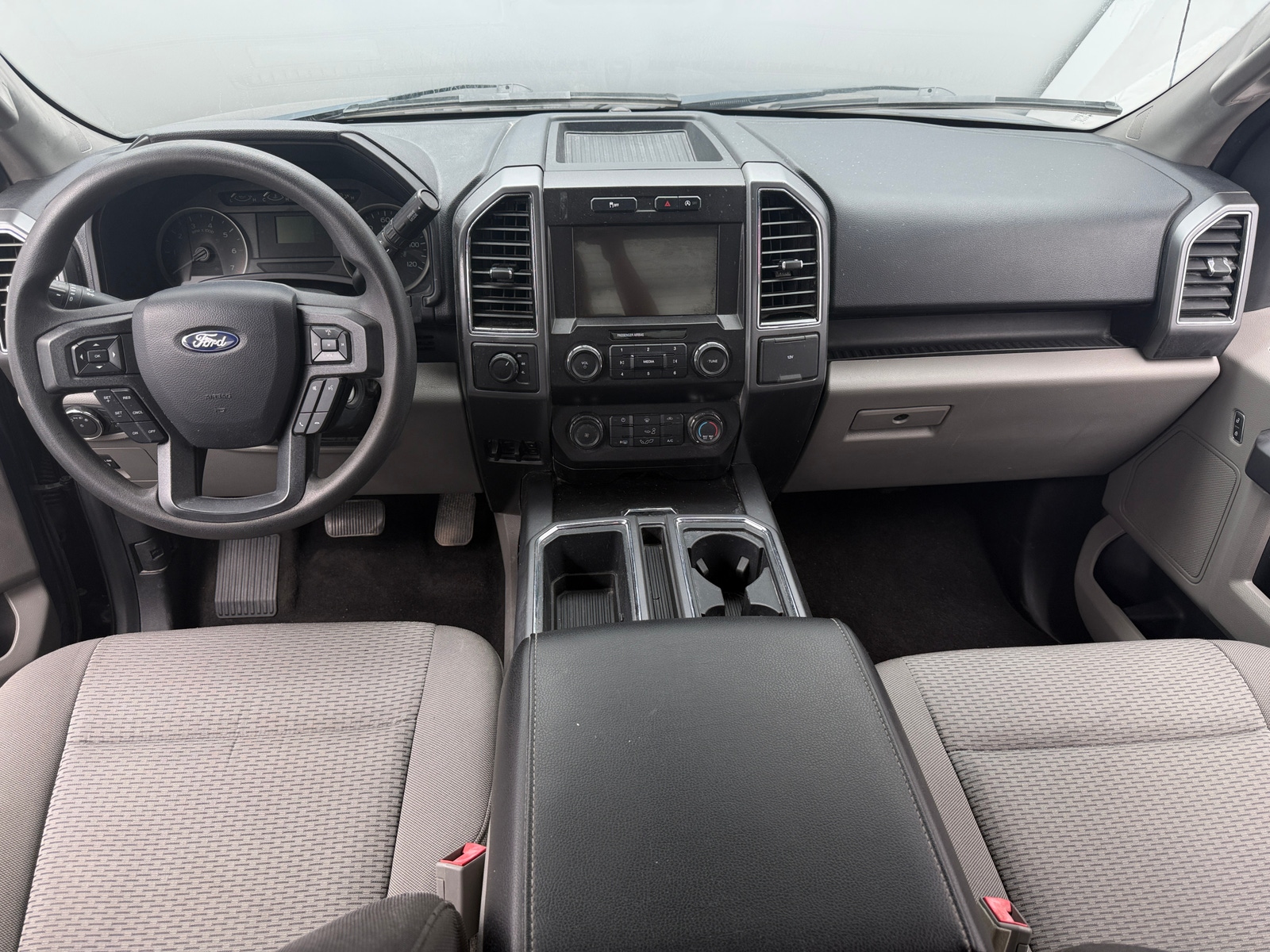 Thumbnail: 2020 Ford Econoline - 3