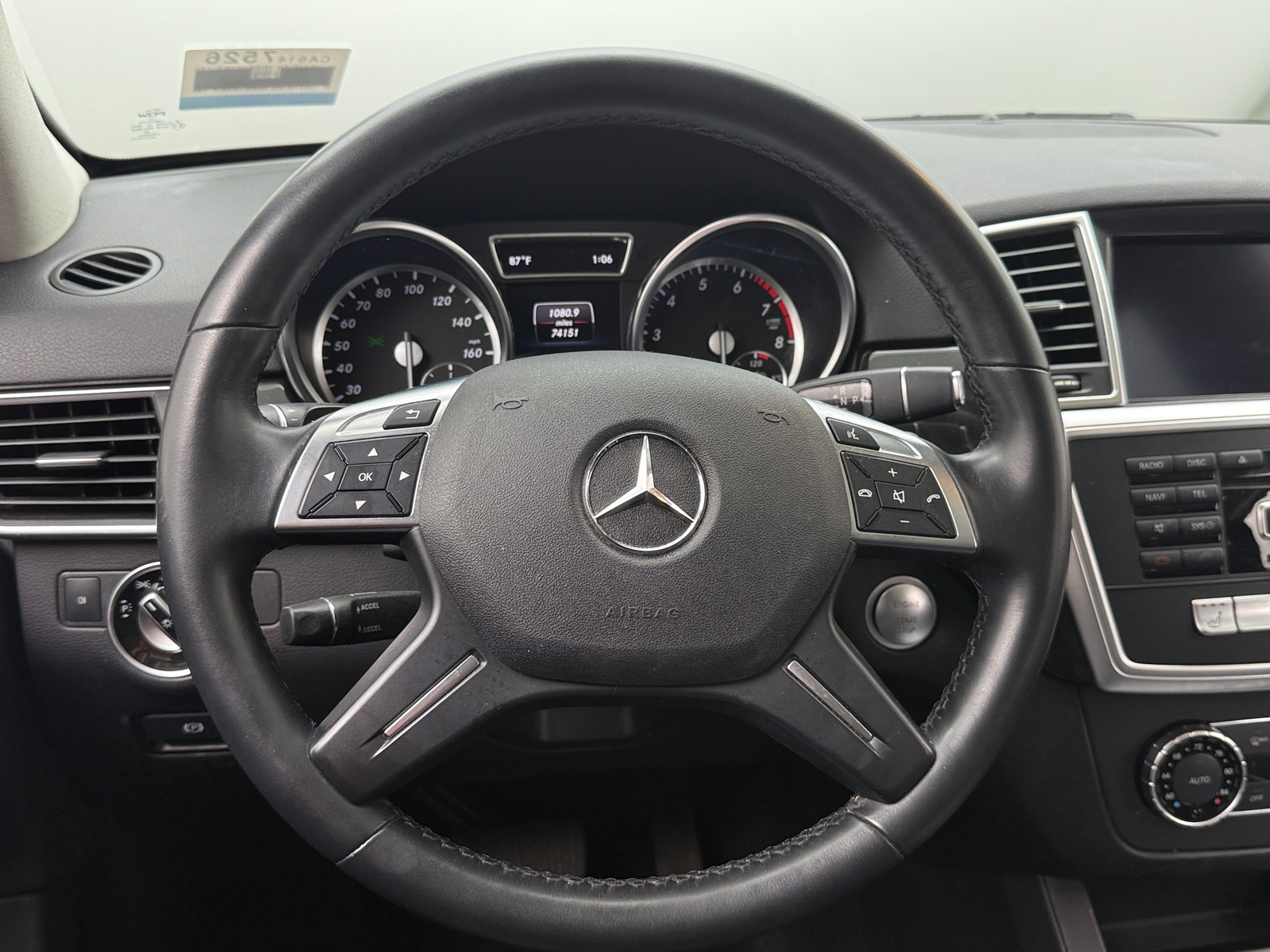 Thumbnail: 2015 Mercedes-Benz M-Class - 4