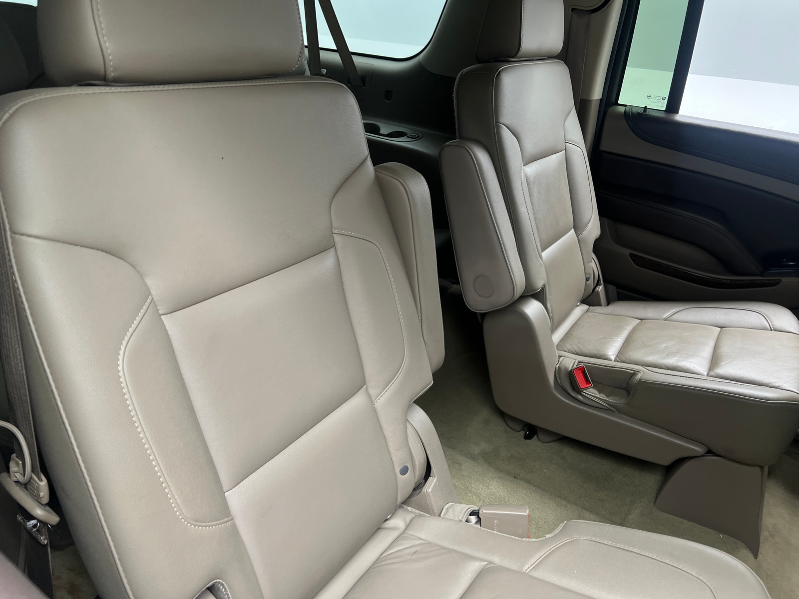 Thumbnail: 2016 Chevrolet Suburban - 5