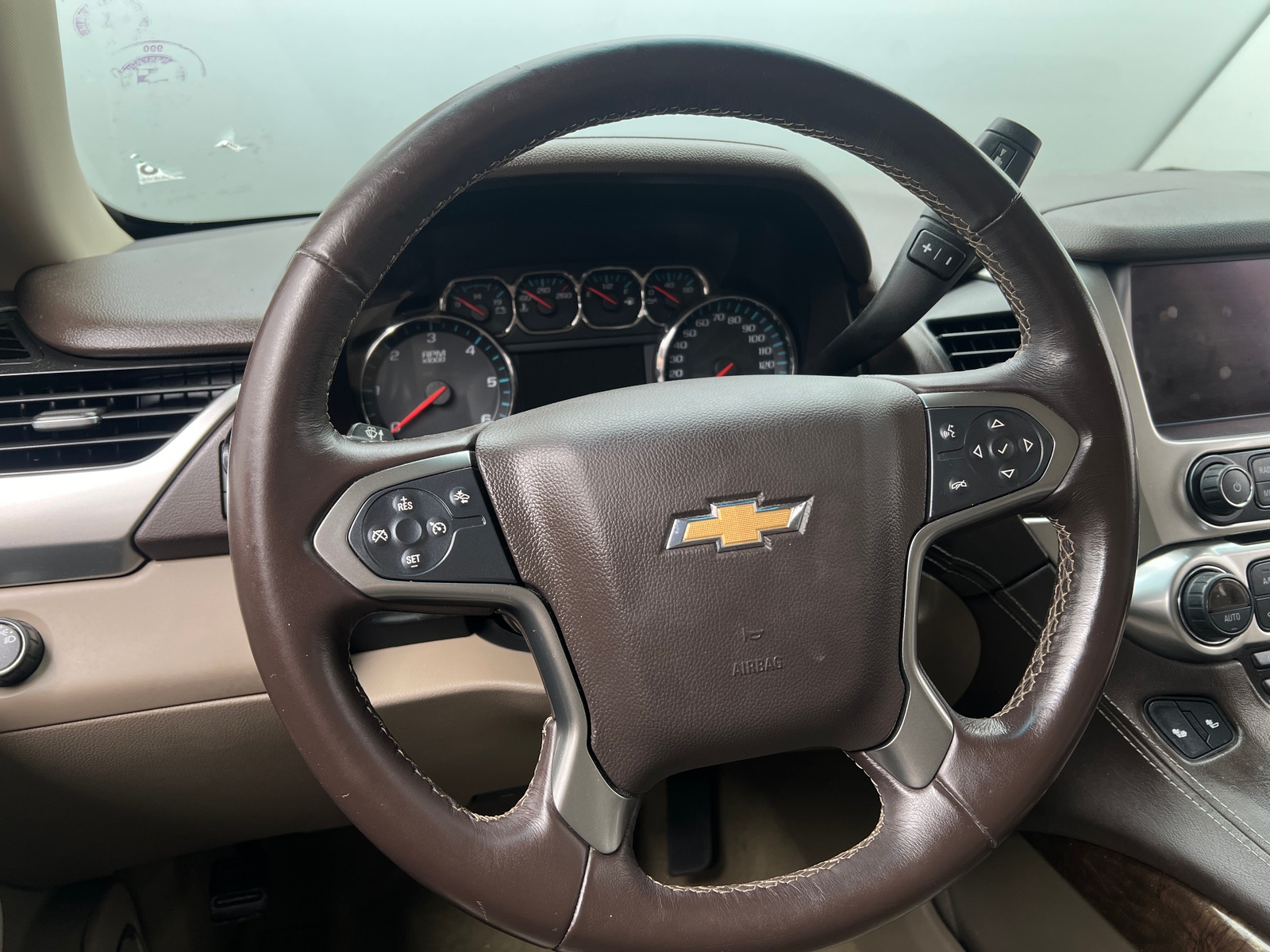 Thumbnail: 2016 Chevrolet Suburban - 4