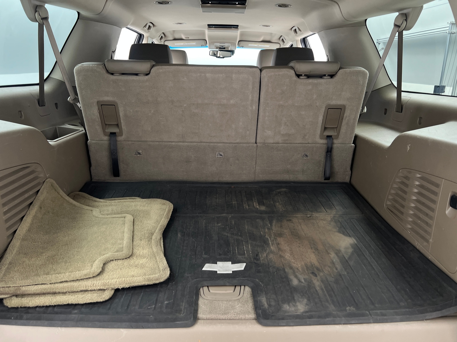 Thumbnail: 2016 Chevrolet Suburban - 6