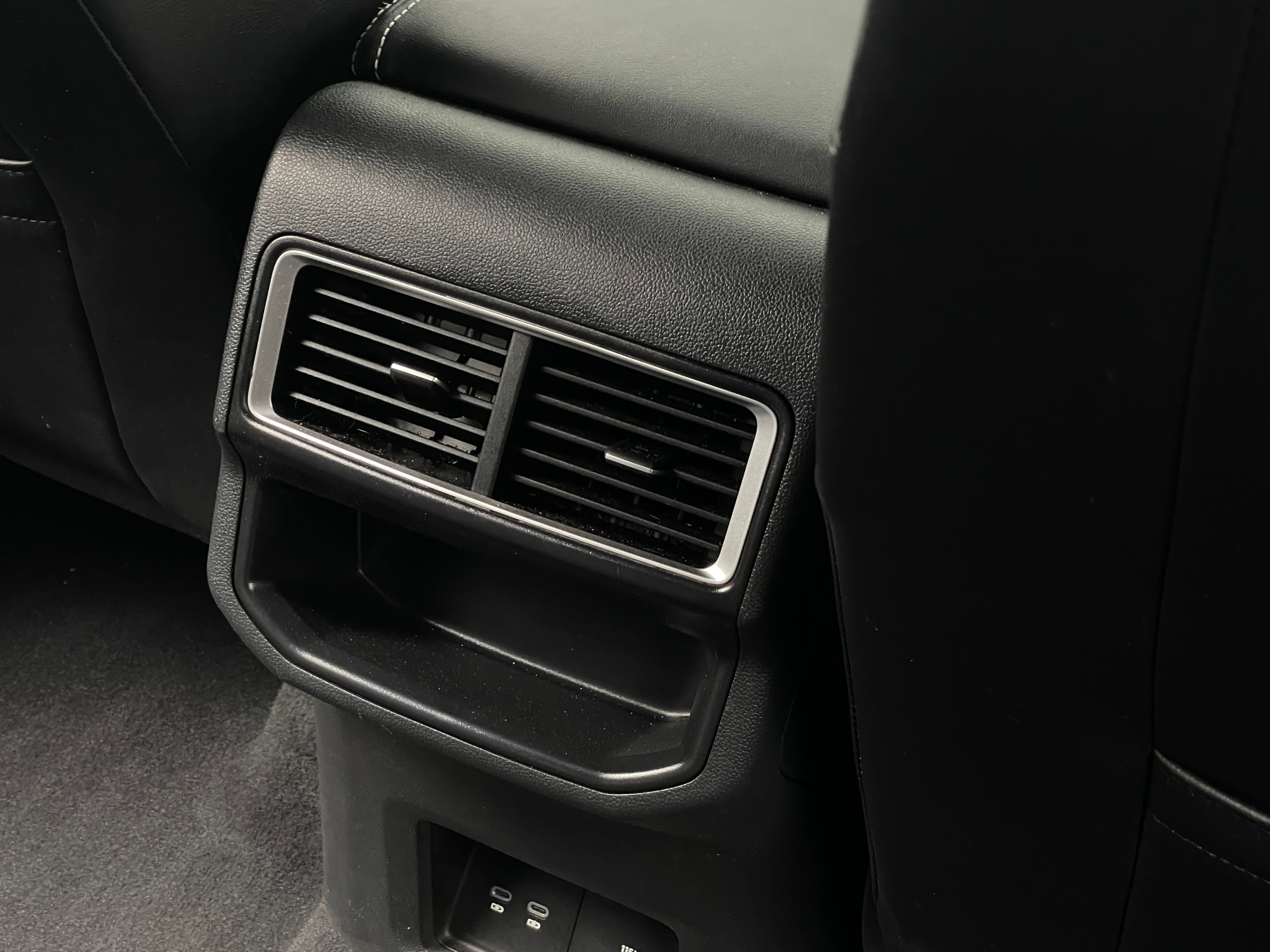 2024 Volkswagen Atlas Cross Sport