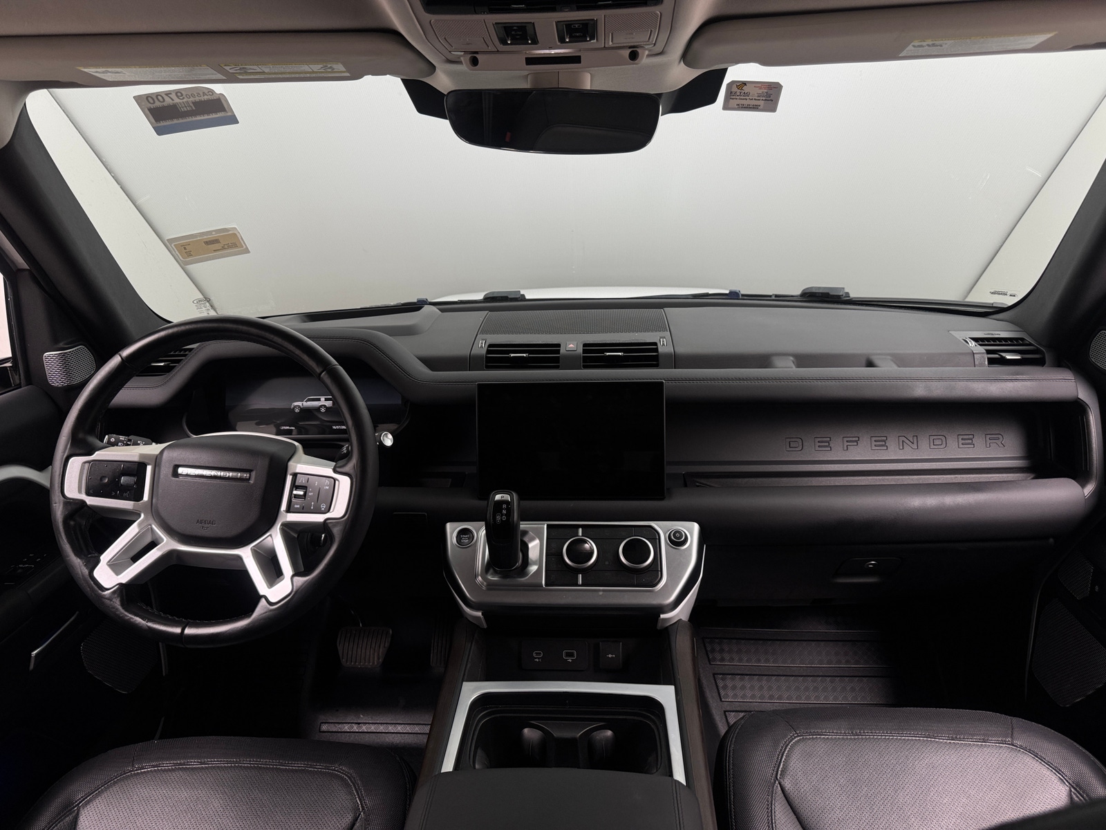 Thumbnail: 2024 Land Rover Defender - 3