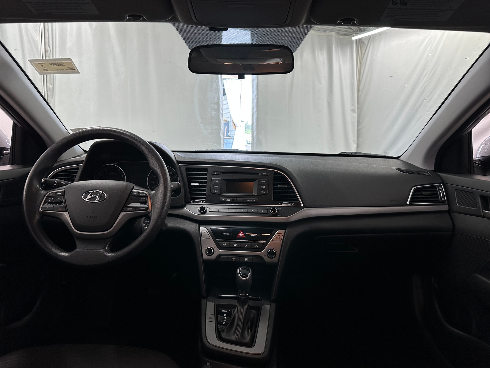 Thumbnail: 2018 Hyundai Elantra - 3