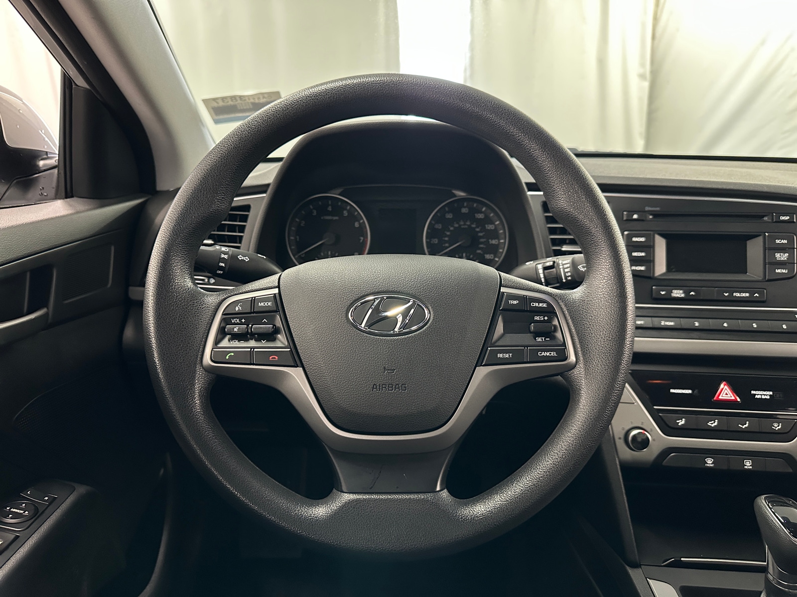 Thumbnail: 2018 Hyundai Elantra - 5