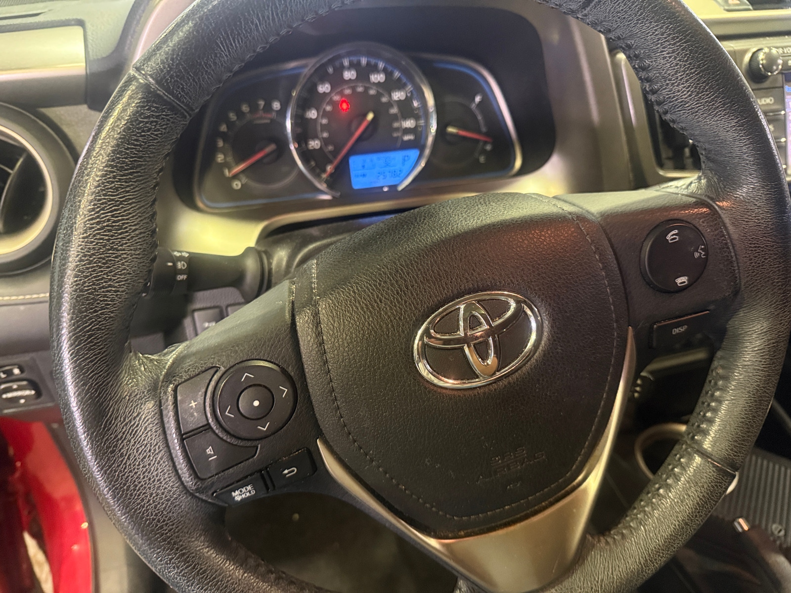 Thumbnail: 2015 Toyota RAV4 - 4