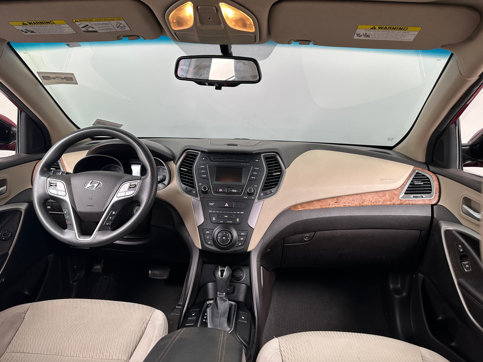Thumbnail: 2016 Hyundai Santa Fe - 3