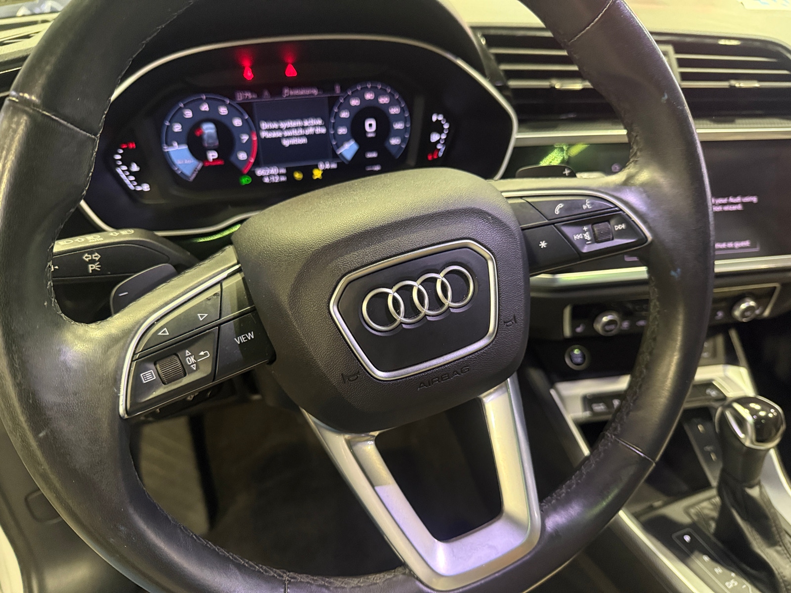 Thumbnail: 2022 Audi Q3 - 4