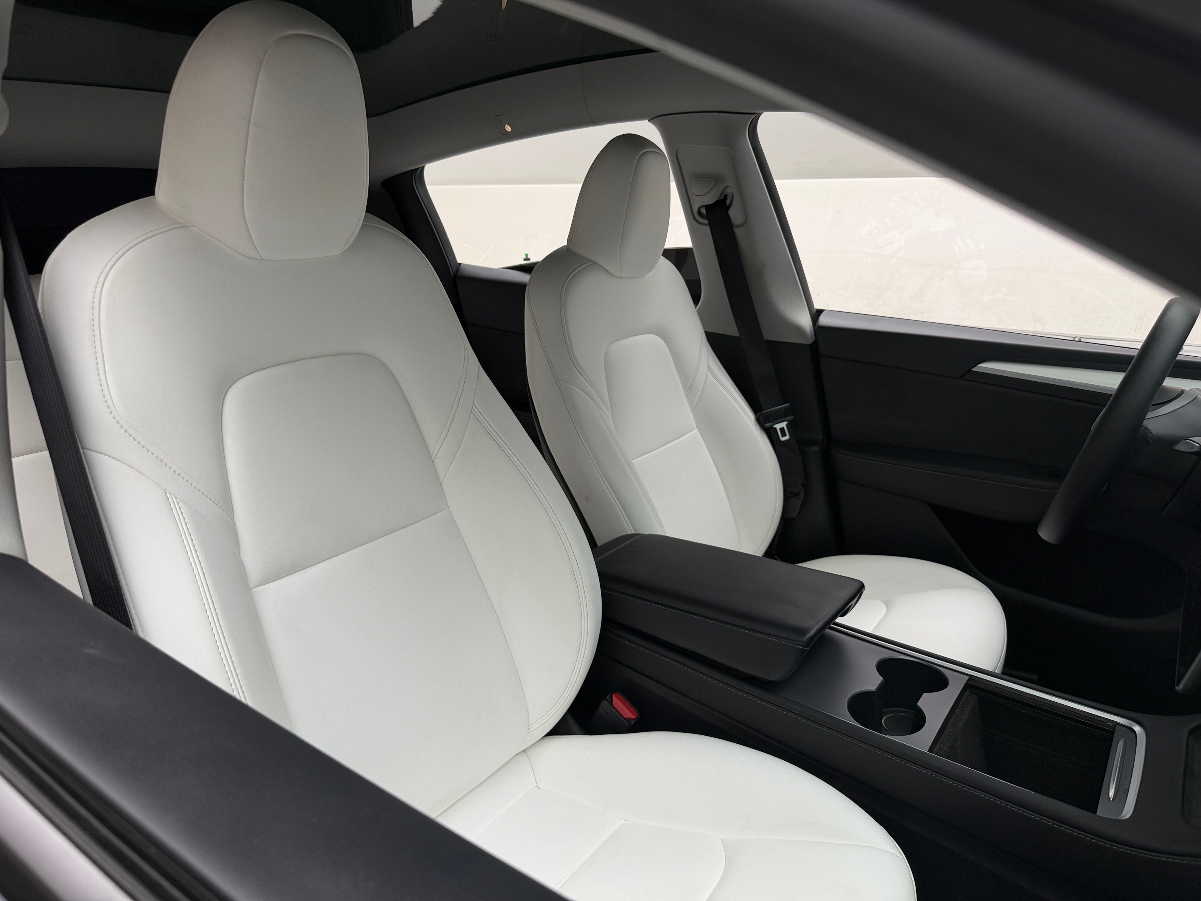 Used 2023 Tesla Model Y Long Range with VIN 7SAYGDEE9PA126606 for sale in Auburn, WA