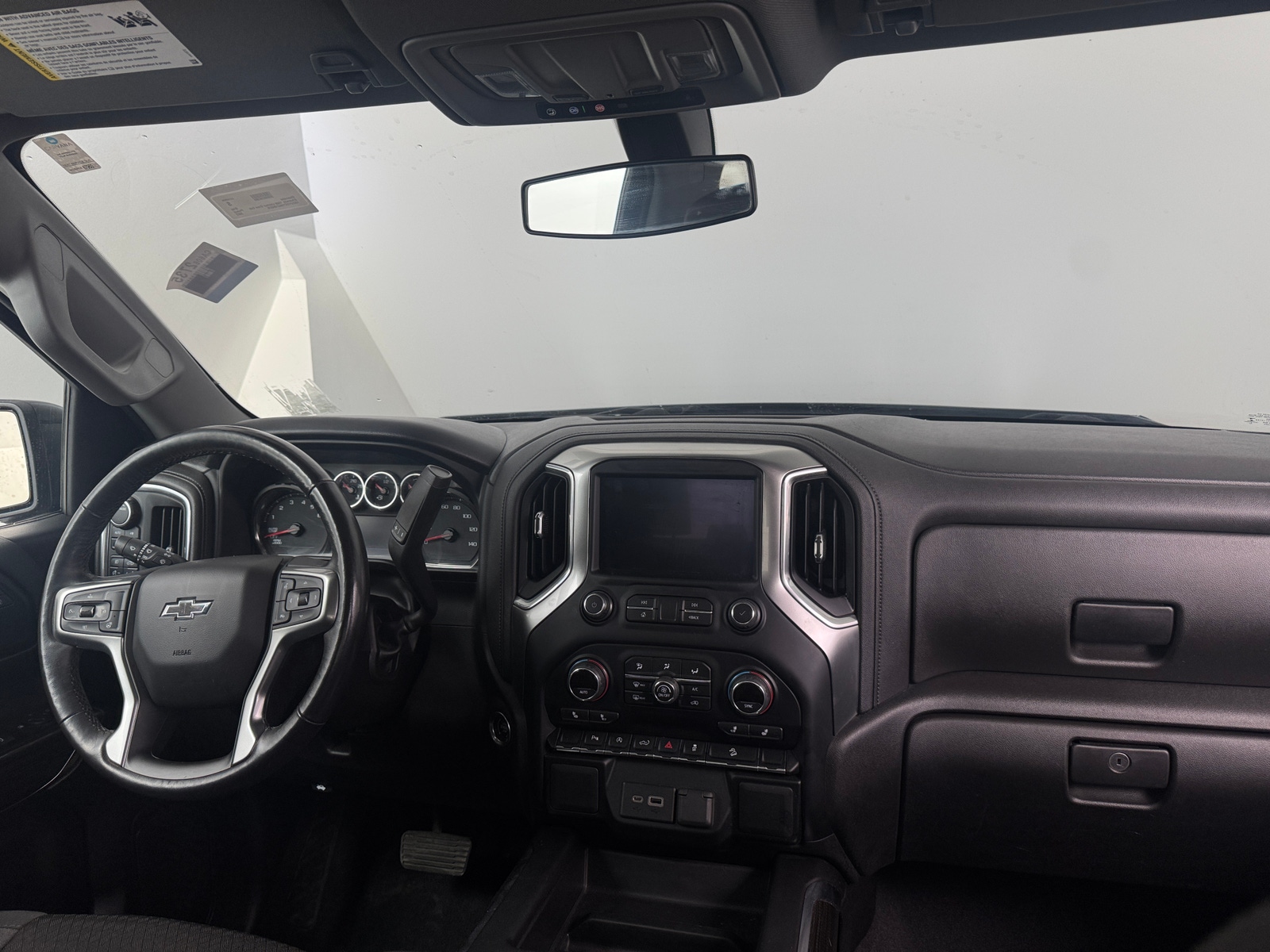 Thumbnail: 2022 Chevrolet Silverado 1500 - 3