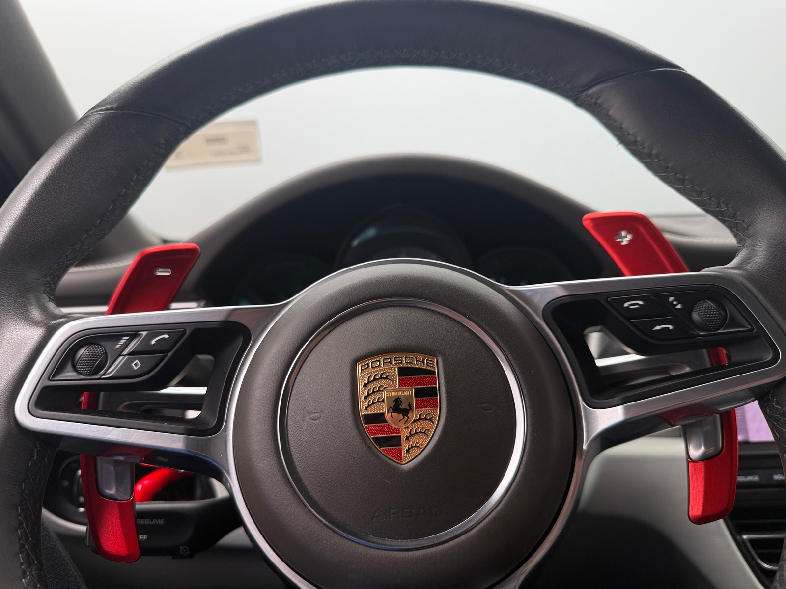 Thumbnail: 2020 Porsche Macan - 4