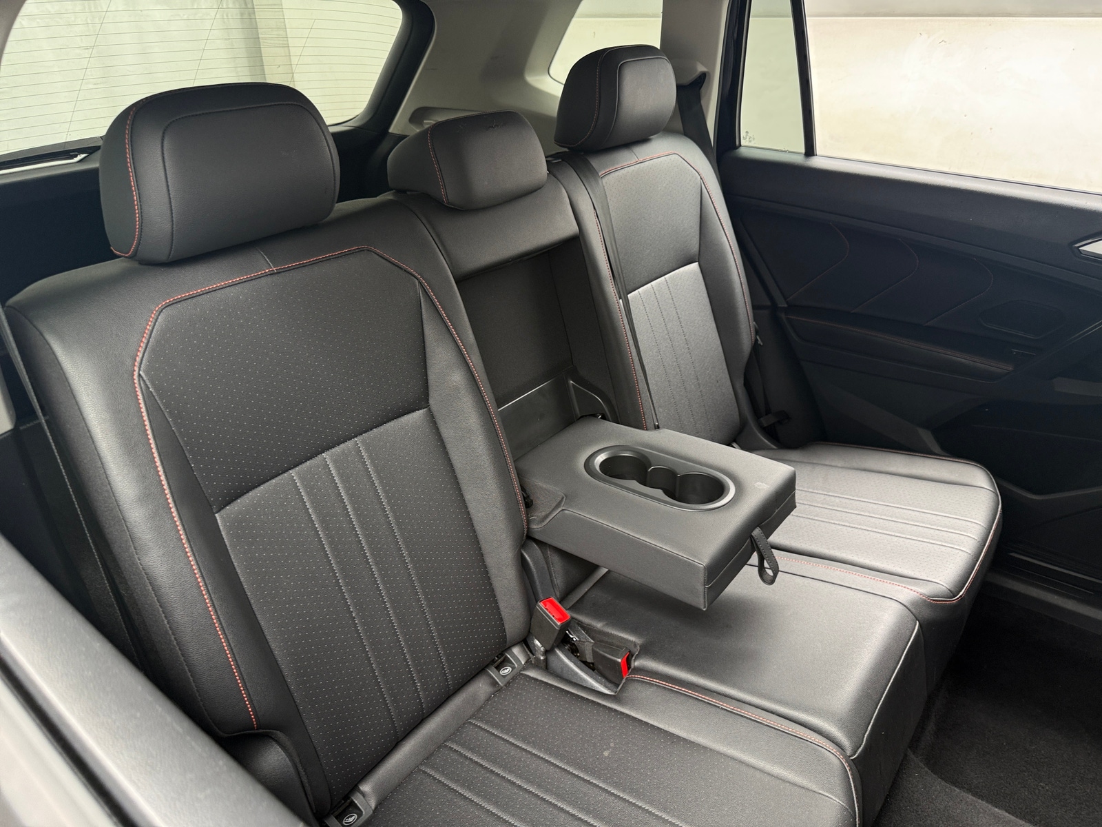 Thumbnail: 2024 Volkswagen Tiguan - 5