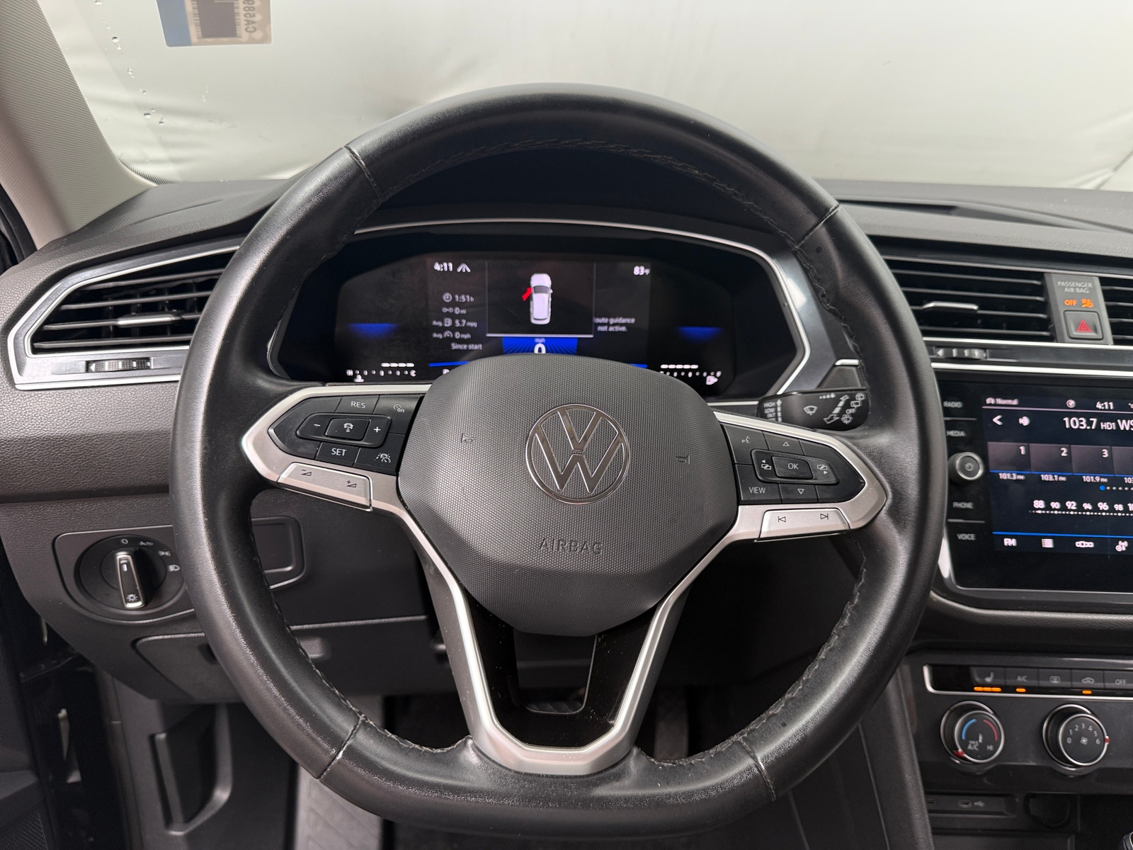 Thumbnail: 2024 Volkswagen Tiguan - 4