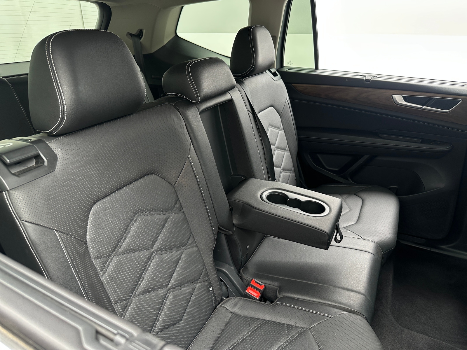 Thumbnail: 2026 Volkswagen Atlas - 5