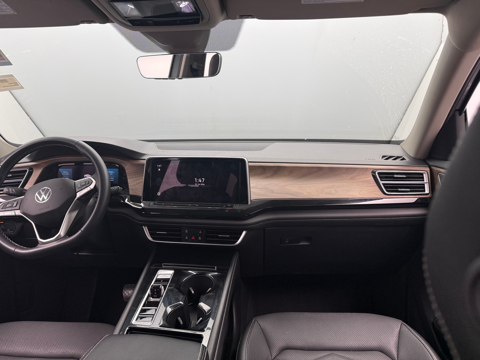 Thumbnail: 2026 Volkswagen Atlas - 2