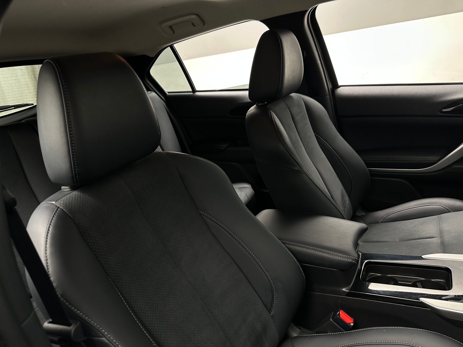 Thumbnail: 2026 Mitsubishi Eclipse Cross - 2