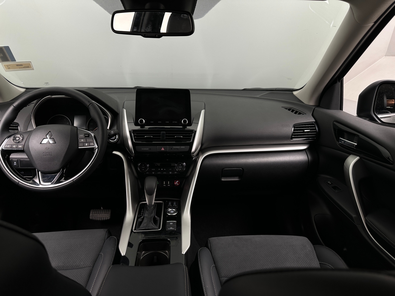 Thumbnail: 2026 Mitsubishi Eclipse Cross - 3