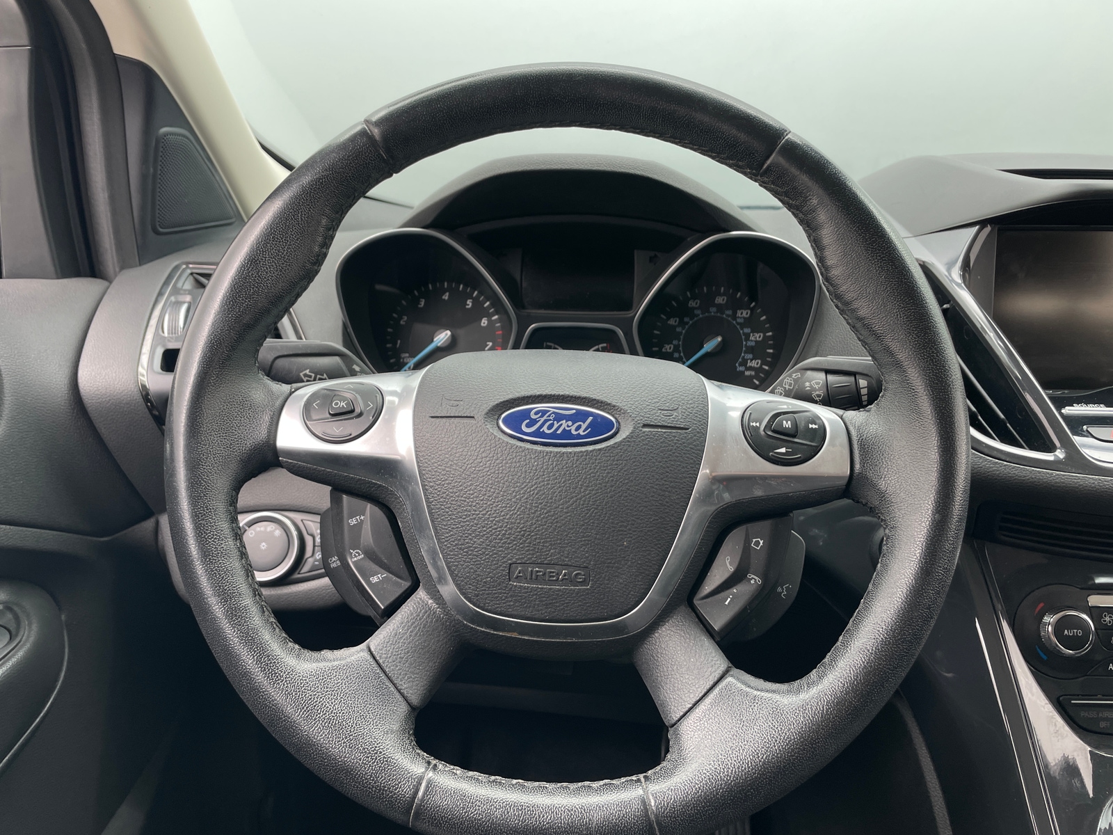 Thumbnail: 2014 Ford Escape - 4