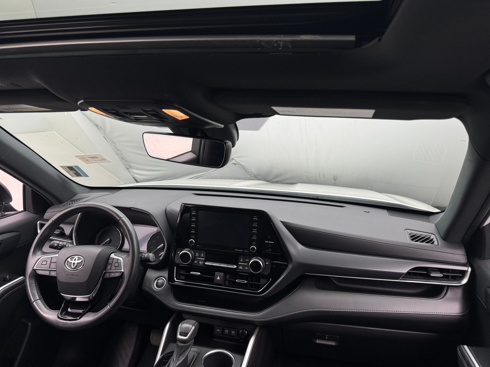 Thumbnail: 2021 Toyota Highlander - 2